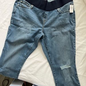Gap skinny maternity jeans new with tags. Size 18 34 regular